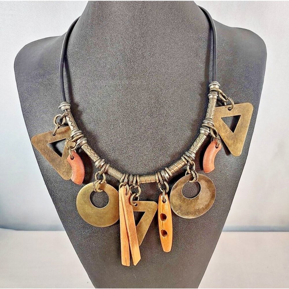 Vintage BOHO Necklace Metal and  Wood 22 Inches VGUC